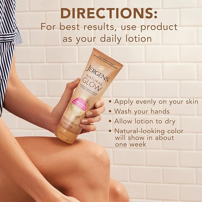 Jergens Natural Glow Self Tanner Body Lotion, Sunless Tanning, Fair to Medium Skin Tone, Daily Moisturizer with Coconut Oil, Vitamin E and Antioxidants, 7.5 Oz